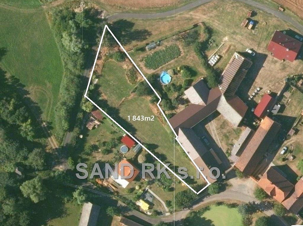 Prodej stavebního pozemku 1 843 m² – fotografie 2