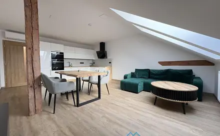 Pronájem bytu 2+kk 50 m², Lidická, Znojmo