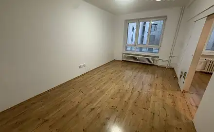 Pronájem bytu 2+1 60 m², Haškova, Hradec Králové - Pražské Předměstí