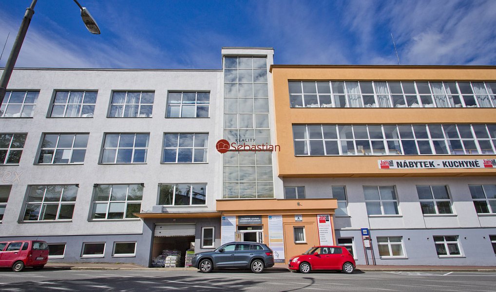 Pronájem kanceláře 1 000 m², Pelhřimov – náhled fotky 6