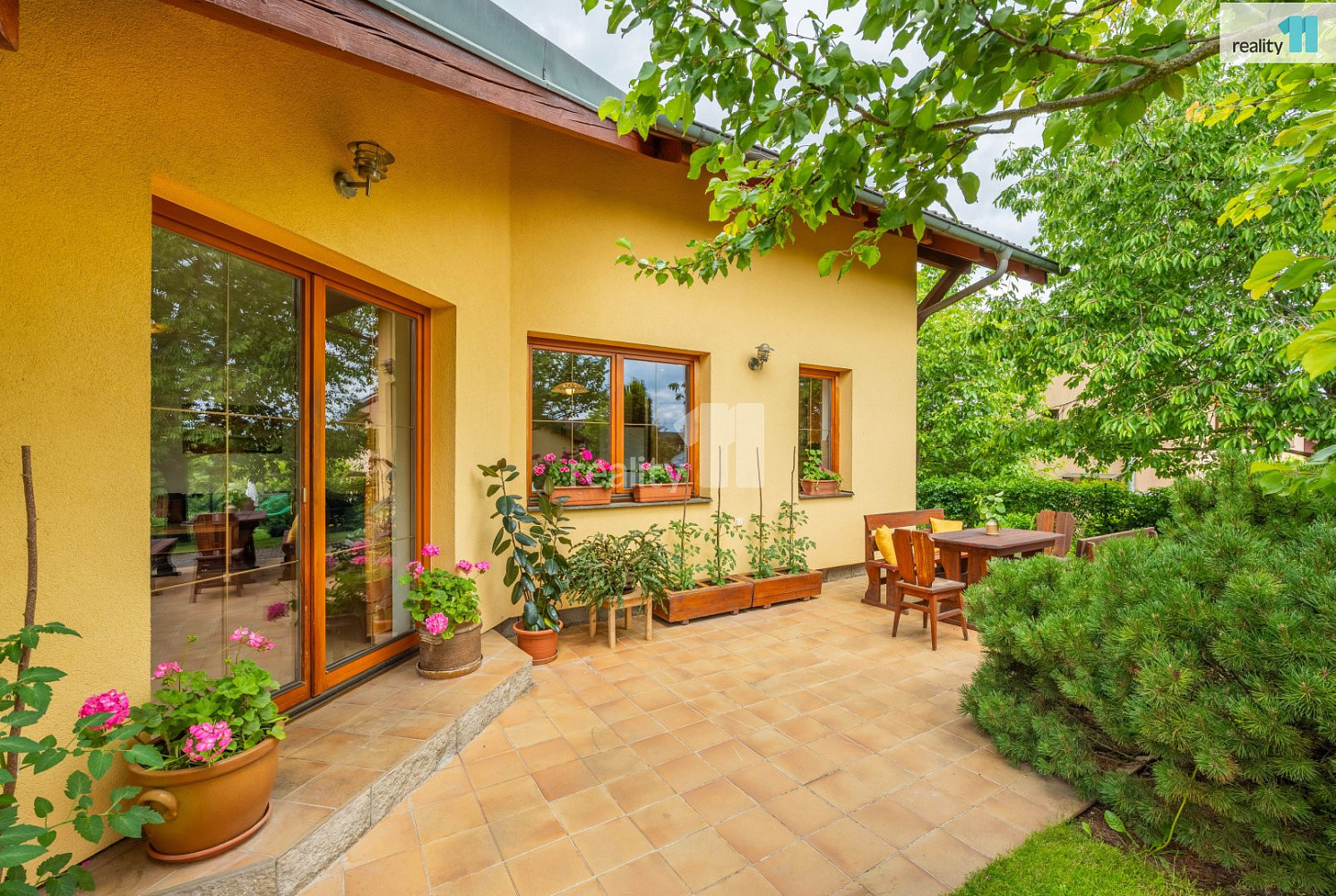 Prodej domu 200 m² s pozemkem 1 008 m² — photo 3