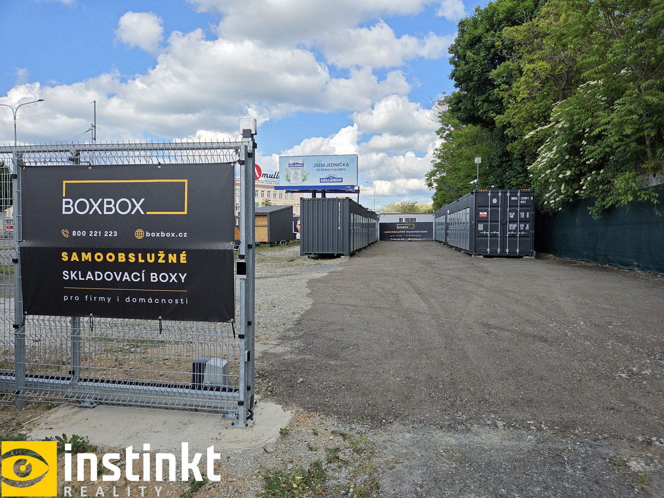 Samoobslužné skladovací boxy, ul. hladíkova/charbulova, brno - černovice — photo 2