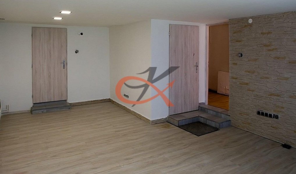 Prodej domu 200 m² s pozemkem 27 930 m², Trojanovice – náhled fotky 6