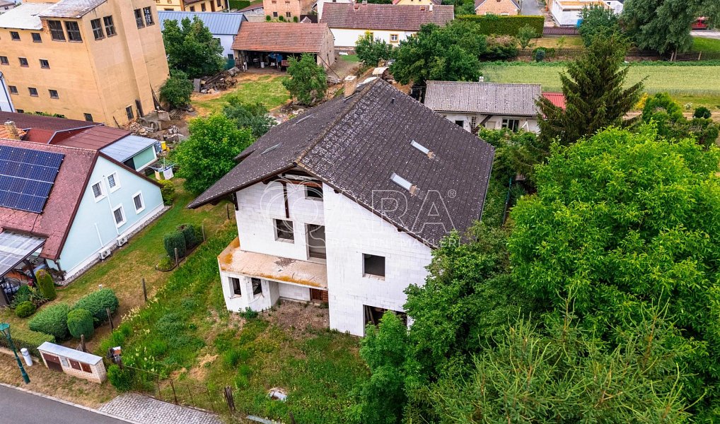 Prodej domu 170 m² s pozemkem 612 m², Lišany – náhled fotky 31