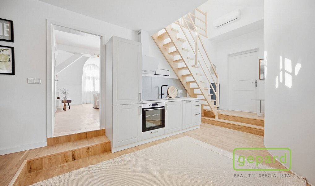 Prodej bytu 2+1 97 m², Praha – náhled fotky 16