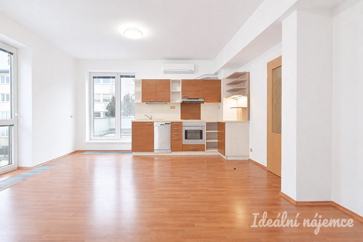 Pronájem bytu 3+kk 73 m², Brno