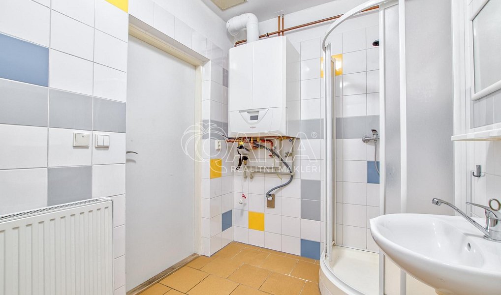 Prodej domu 150 m² s pozemkem 293 m², Nový Jičín – náhled fotky 16