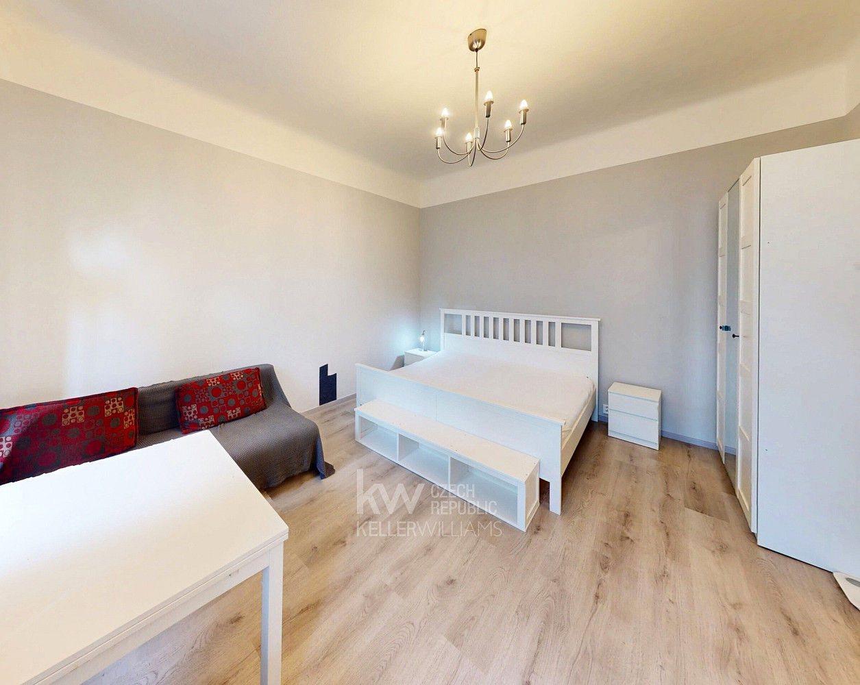 Pronájem bytu 1+kk 33 m², Praha