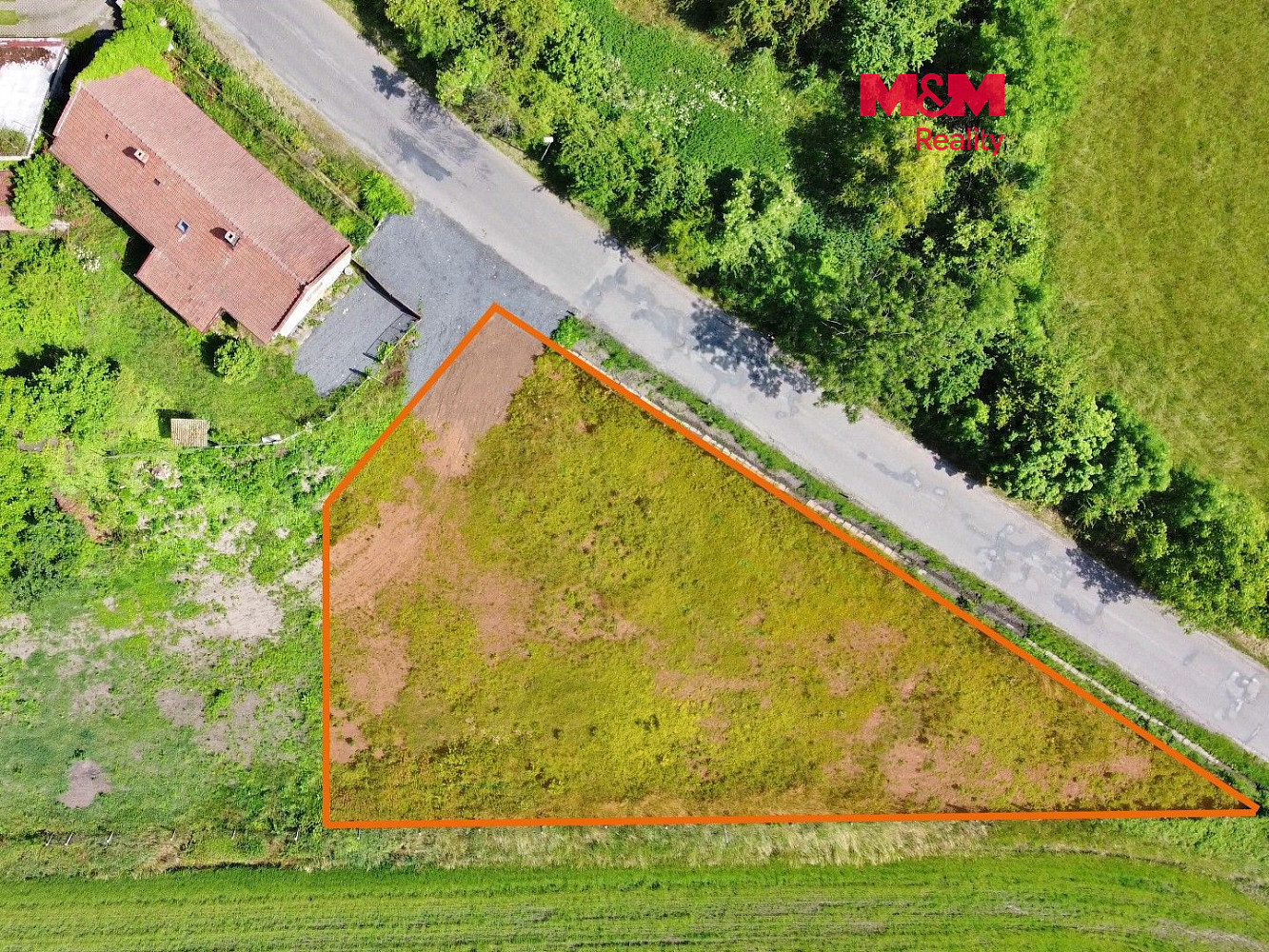 Prodej stavebního pozemku 1 024 m²