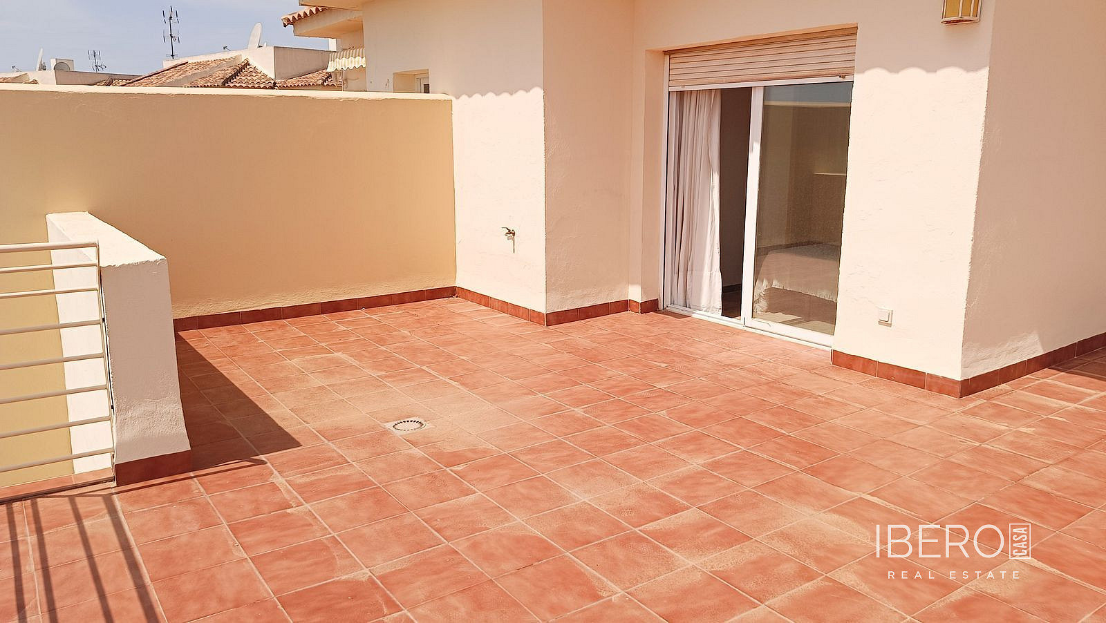 Piso 4+kk – Mijas, Riviera del Sol - Fase VIII, Urbanización Sitio de Calahonda - Vista 2