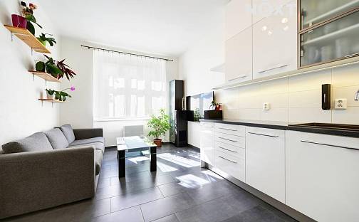 Prodej bytu 2+kk 53 m², Drahobejlova, Praha 9 - Libeň