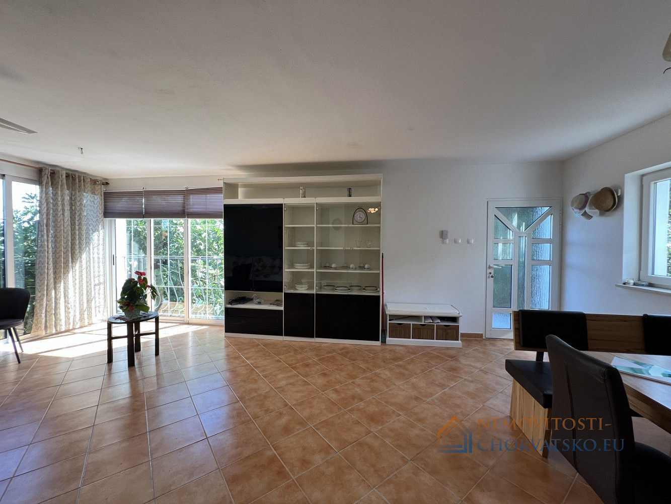 Prodej bytu 2+kk 82 m² - Widok 2