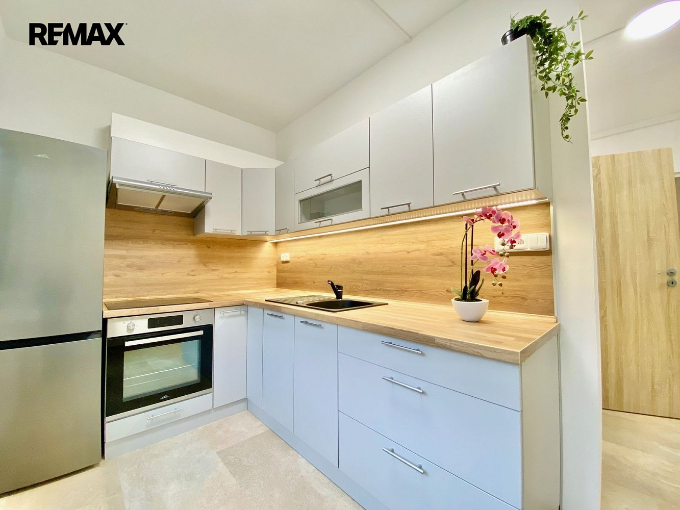 Pronájem bytu 1+1 33 m² – fotografie 5