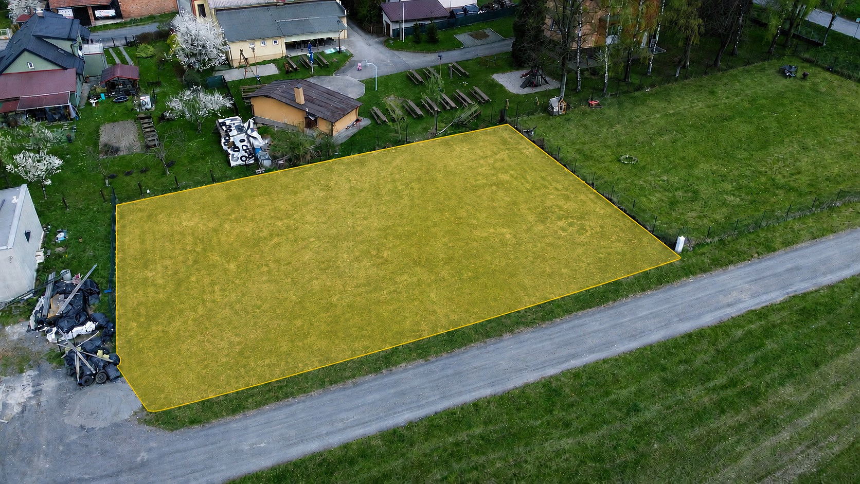 Prodej stavebního pozemku 1 007 m² – fotografie 4