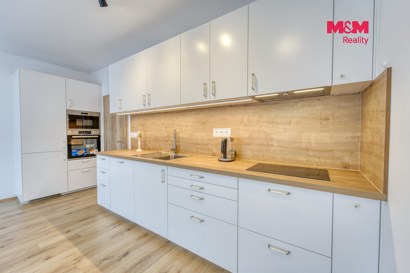 Pronájem bytu 1+kk 41 m² – fotografie 3