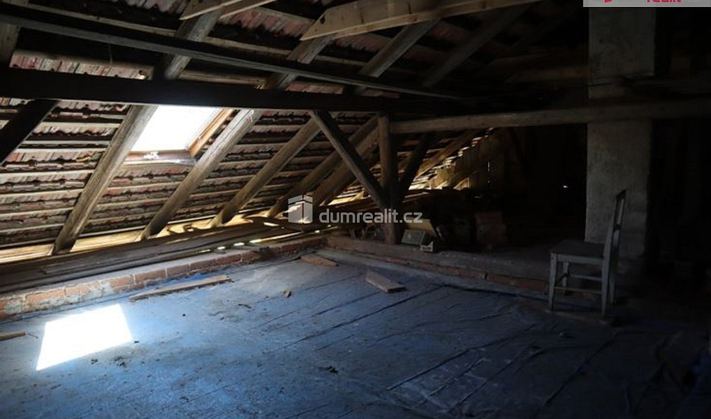 Prodej domu 465 m² s pozemkem 1 713 m², Volary – náhled fotky 17