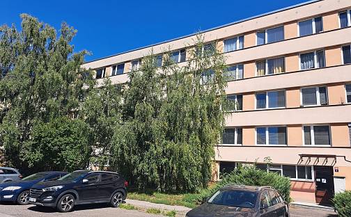 Pronájem bytu 1+1 28 m², Benešovská, Kladno - Kročehlavy