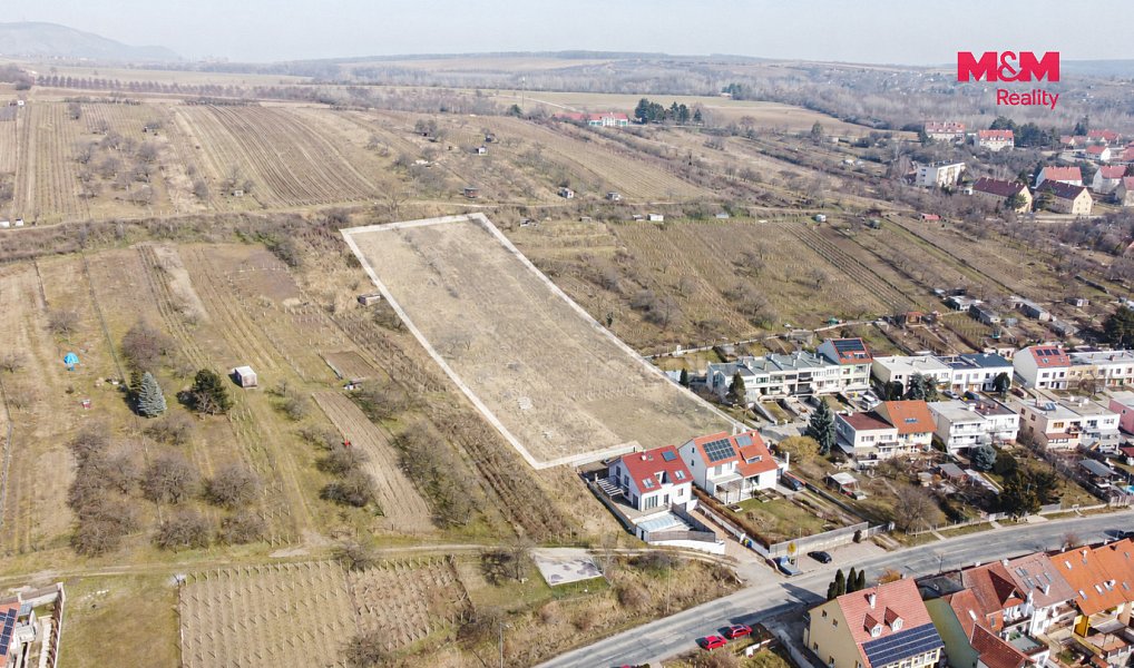 Prodej stavebního pozemku 7 881 m², Mikulov – náhled fotky 2