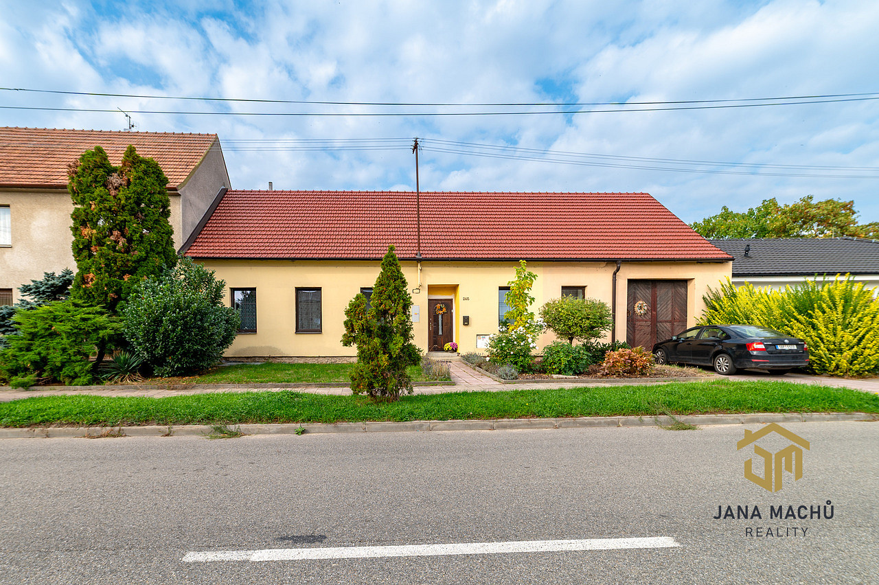 Prodej domu 140 m² s pozemkem 1 387 m²