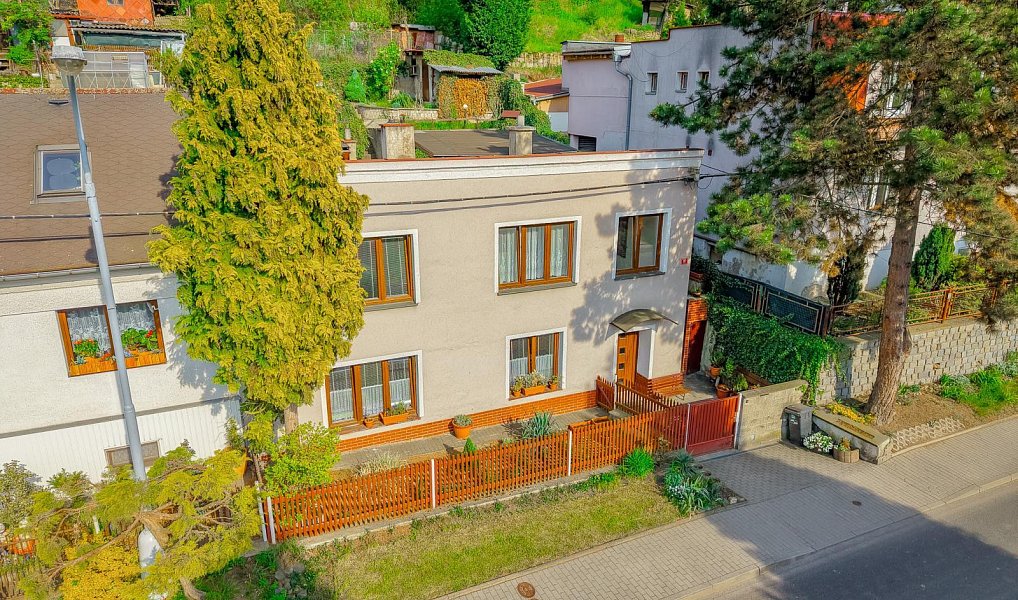 Prodej domu 120 m² s pozemkem 626 m², Trmice – náhled fotky 5