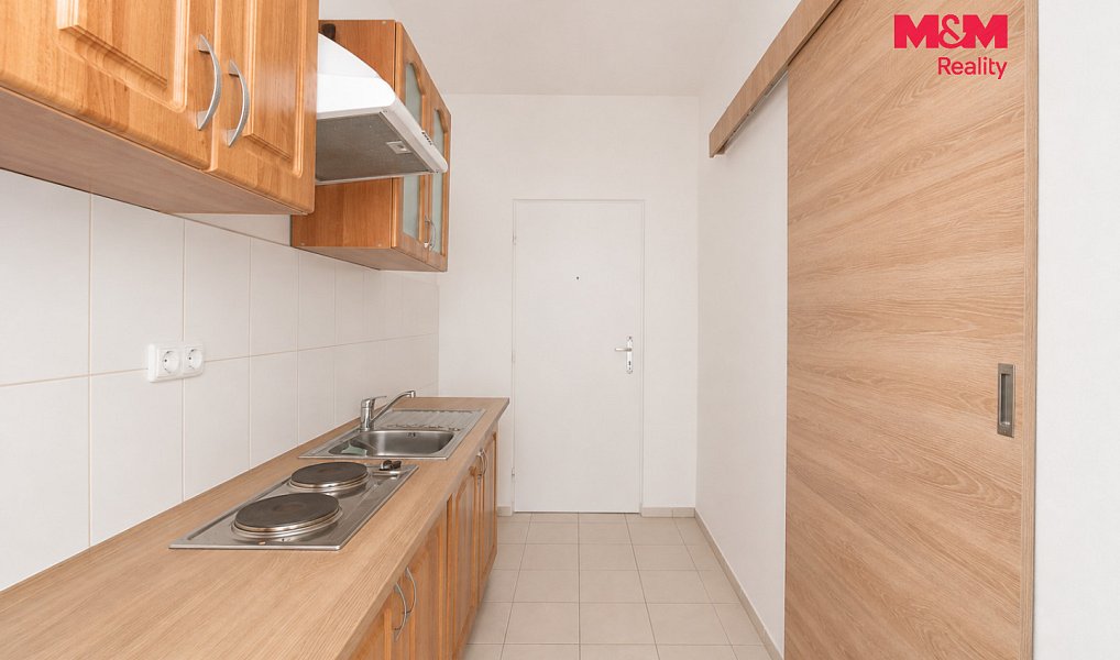 Prodej bytu 1+kk 28 m², Praha – náhled fotky 2