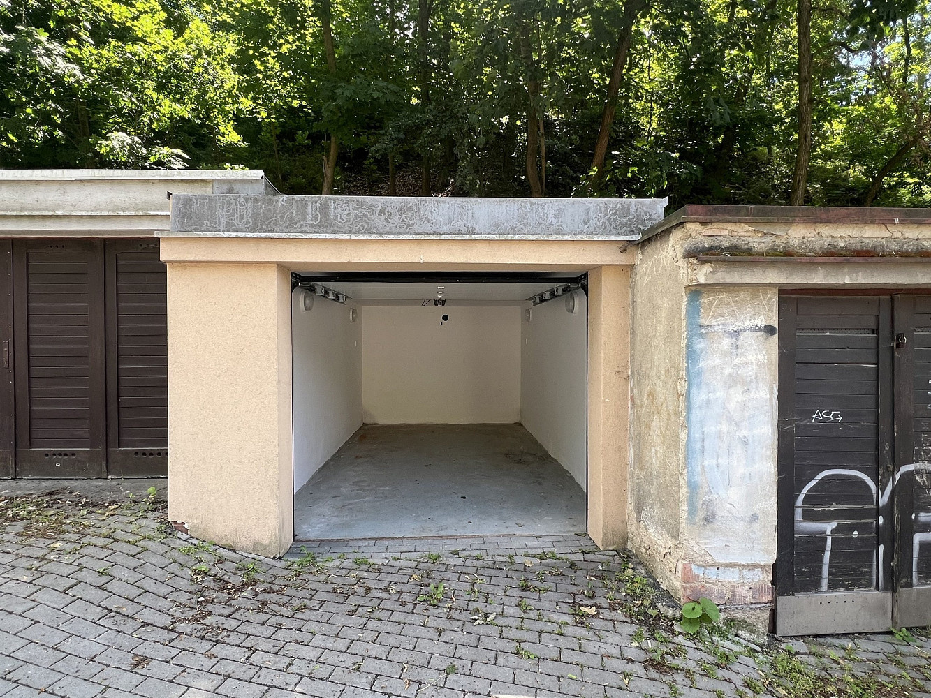 Pronájem garáže 14 m2, brno — photo 2