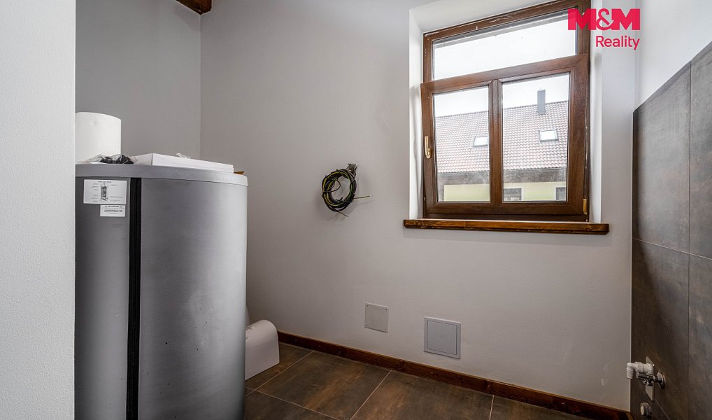 Prodej domu 221 m² s pozemkem 1 365 m², Trhový Štěpánov – náhled fotky 27