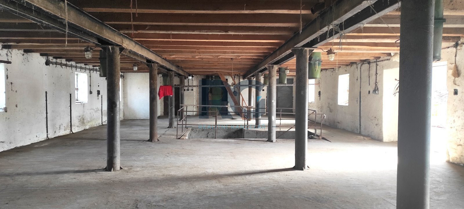 Prodej domu 989 m² s pozemkem 1 202 m² – fotografie 5