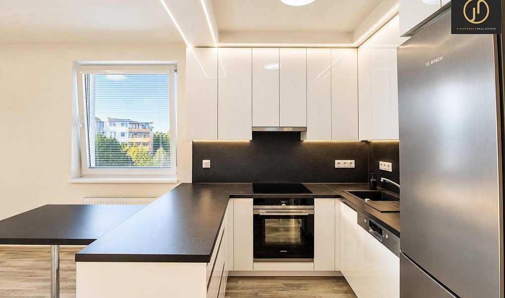 Pronájem bytu 3+kk 71 m², Praha – náhled fotky 7