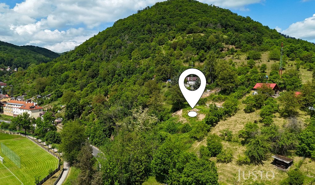 Prodej stavebního pozemku 2 519 m², Povrly – náhled fotky 23