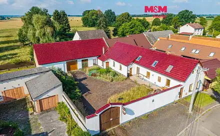 Prodej domu 300 m² s pozemkem 3 109 m², Pluhův Žďár, okres Jindřichův Hradec