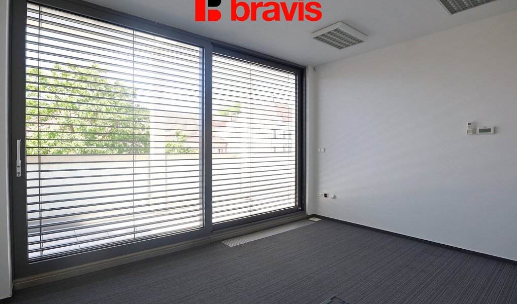 Pronájem kanceláře 15 m², Slavkov u Brna – náhled fotky 3