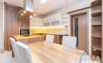 Prodej domu 215 m² s pozemkem 473 m², Křemelná, Křelov-Břuchotín - Křelov, okres Olomouc