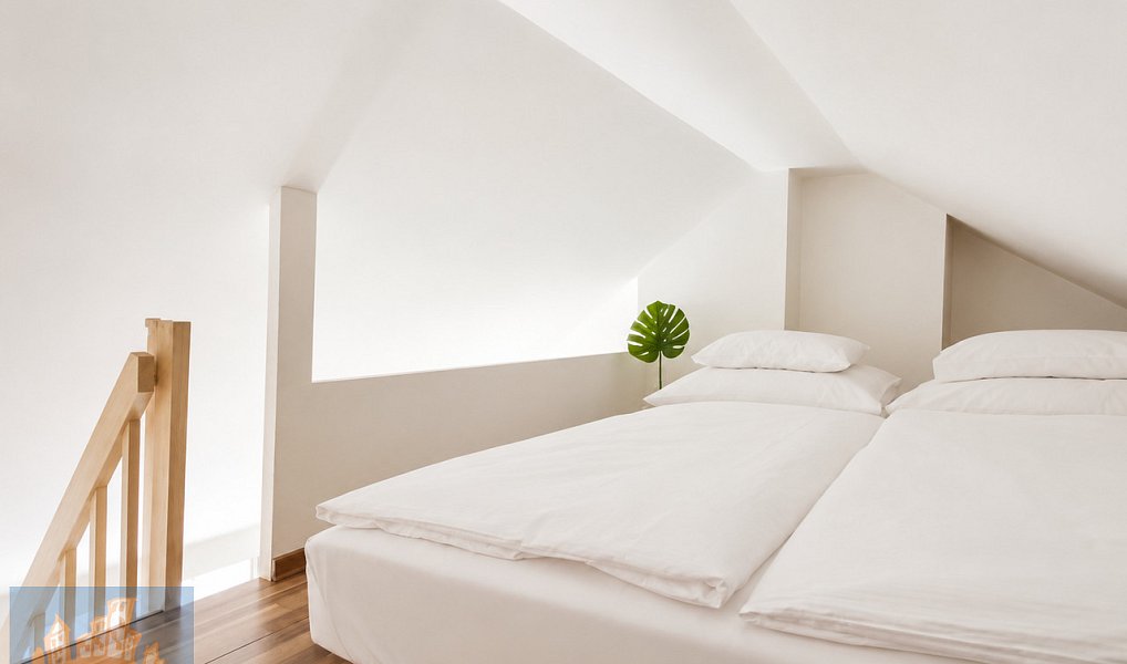Pronájem bytu 1+1 39 m², Praha – náhled fotky 2