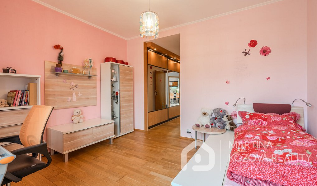 Prodej bytu 4+1 139 m², Praha – náhled fotky 18