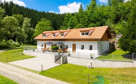 Prodej komerčního objektu (jiného typu) 302 m², Rožmberk nad Vltavou, okres Český Krumlov