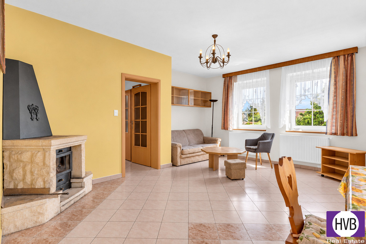 Prodej domu 200 m² s pozemkem 1 016 m² – fotografie 3