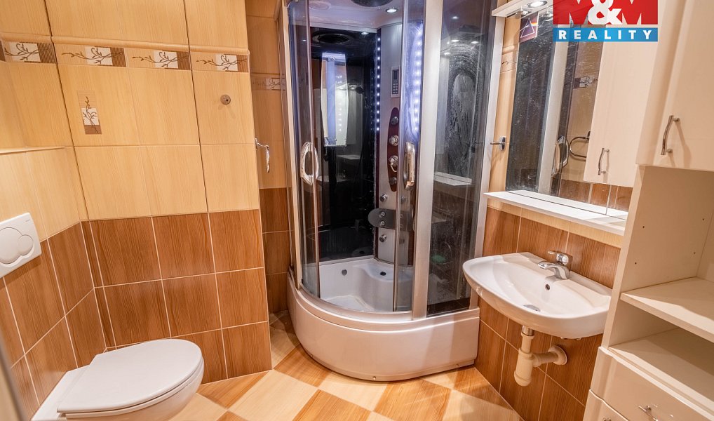 Prodej bytu 1+kk 33 m², Kladno – náhled fotky 2