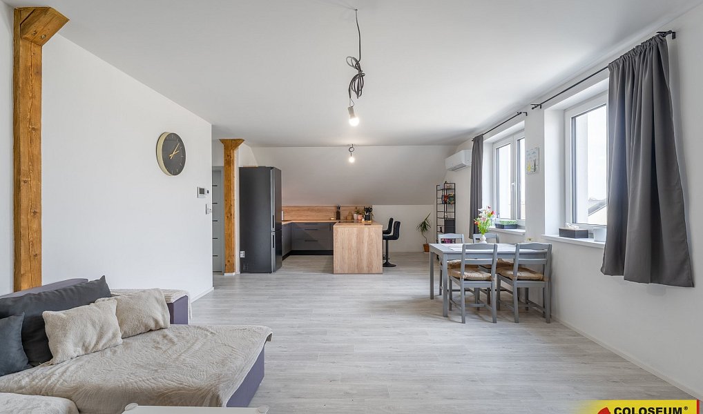 Prodej bytu 3+kk 107 m², Hrádek – náhled fotky 4