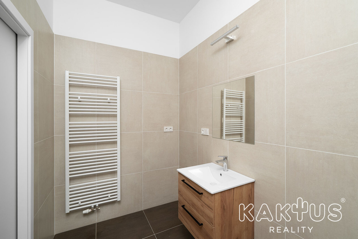 Pronájem bytu 1+kk 33 m² – fotografie 5