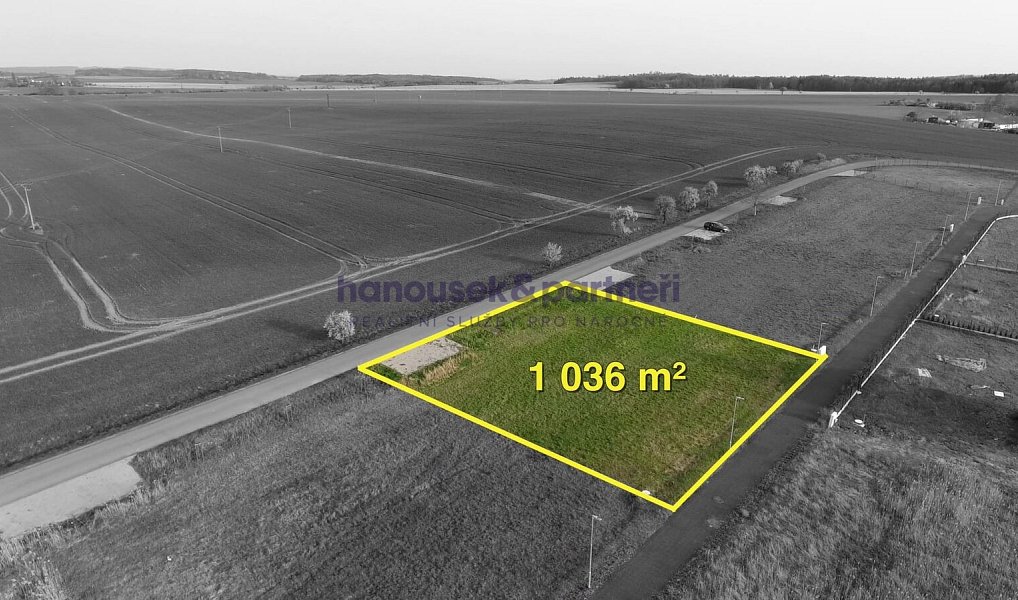 Prodej stavebního pozemku 1 036 m², Divec – náhled fotky 2