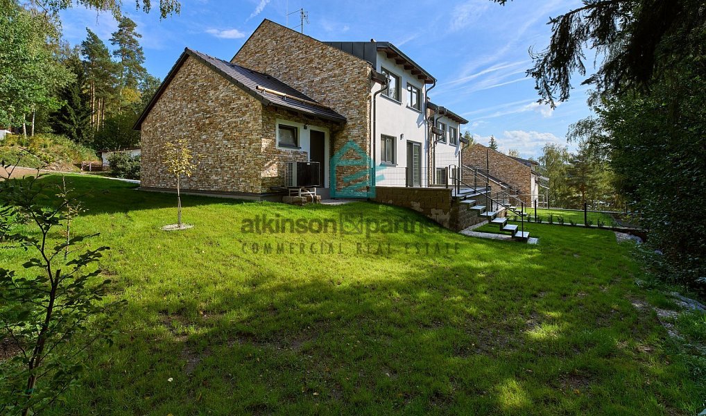 Prodej domu 115 m² s pozemkem 305 m², Horní Planá – náhled fotky 2