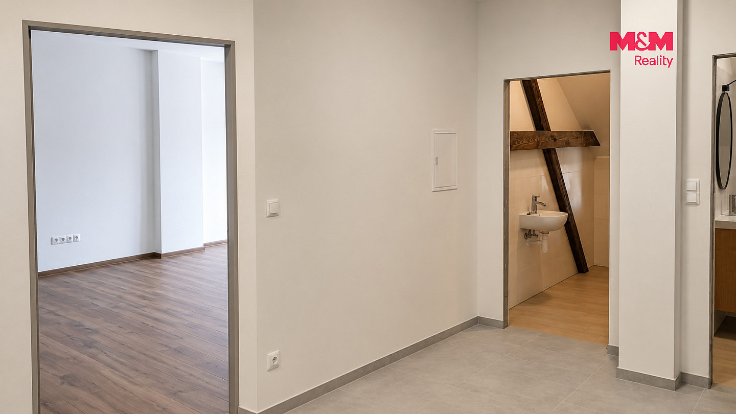 Pronájem bytu 3+kk 78 m² — photo 4