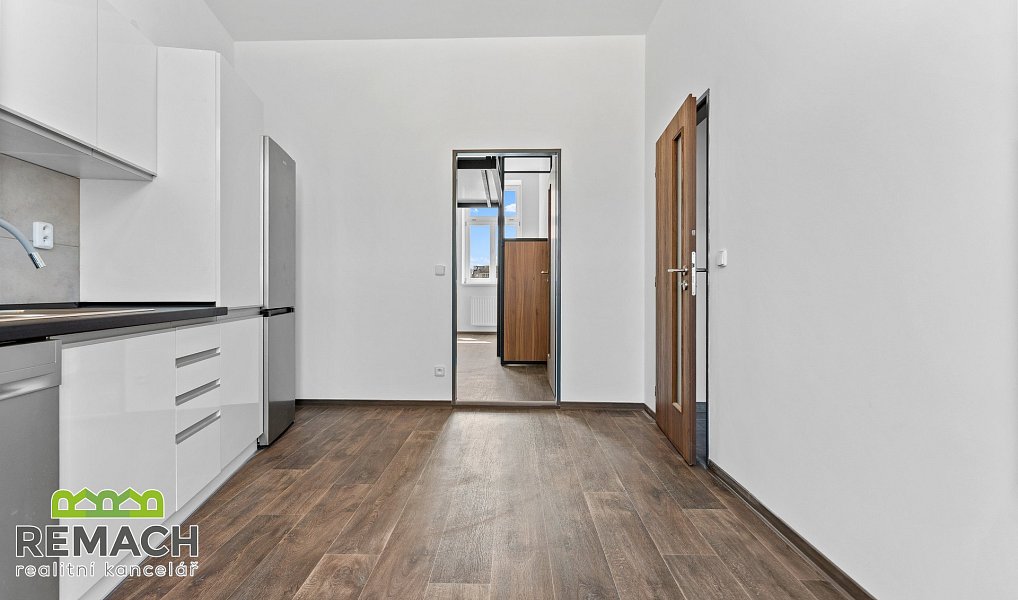 Pronájem bytu 1+1 42 m², Náchod – náhled fotky 6