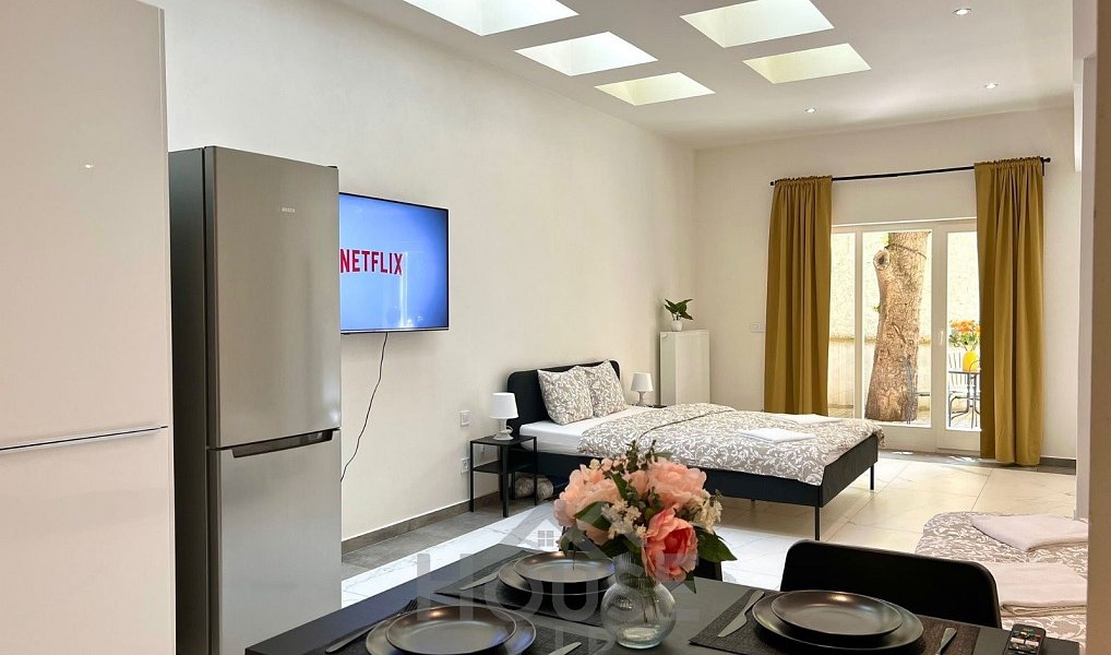 Prodej bytu 1+kk 45 m², Praha – náhled fotky 12
