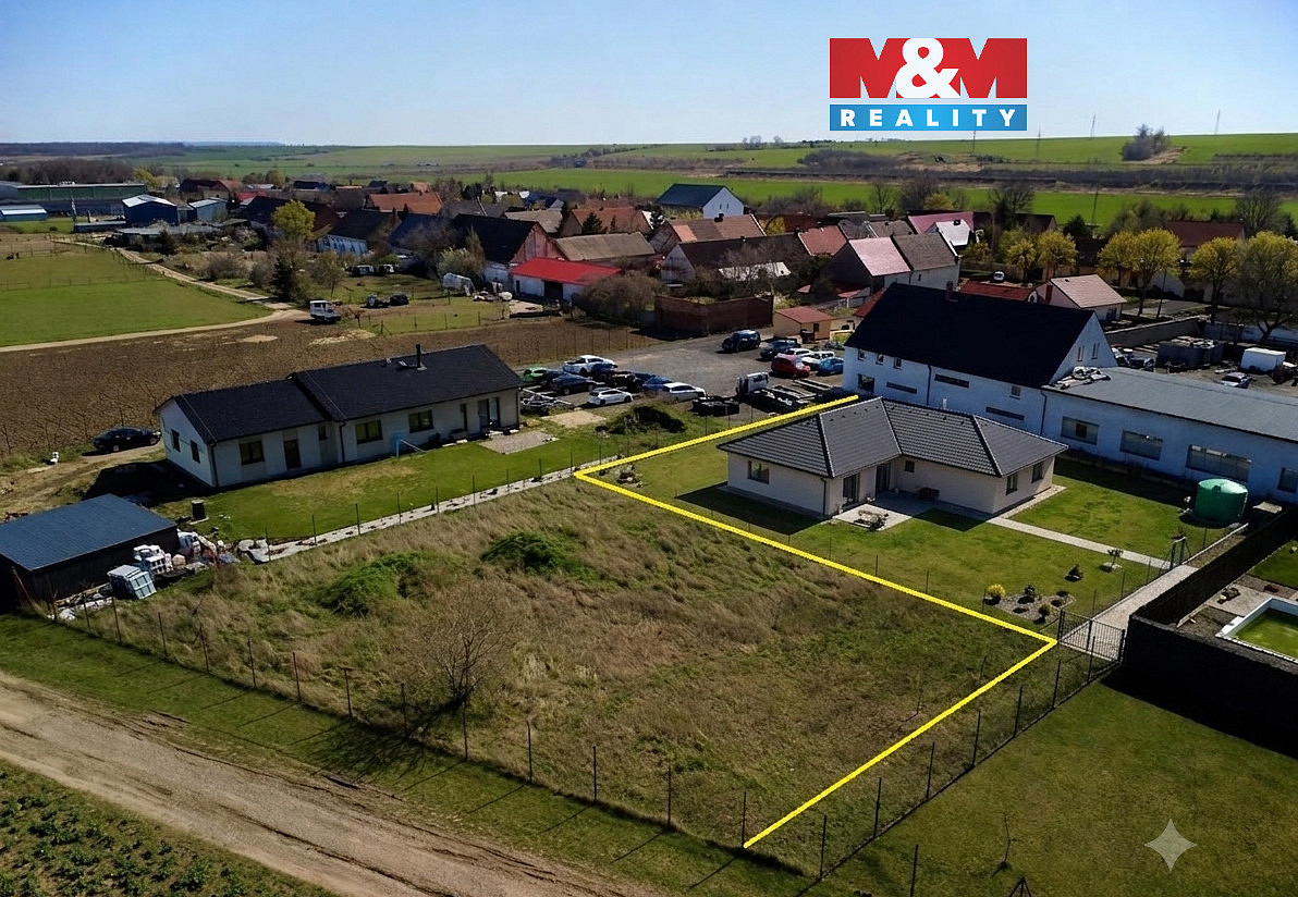 Prodej stavebního pozemku 900 m²