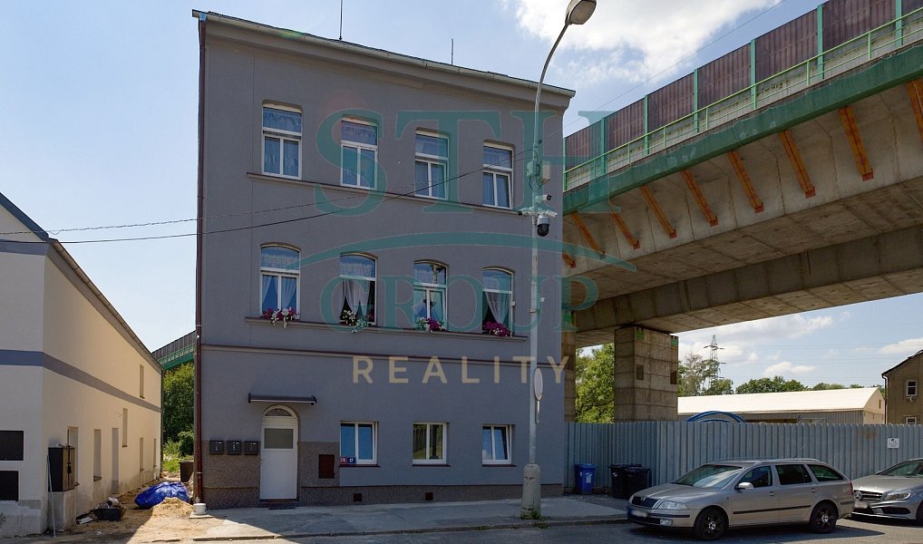 Prodej domu 300 m² s pozemkem 227 m², Trmice – náhled fotky 3