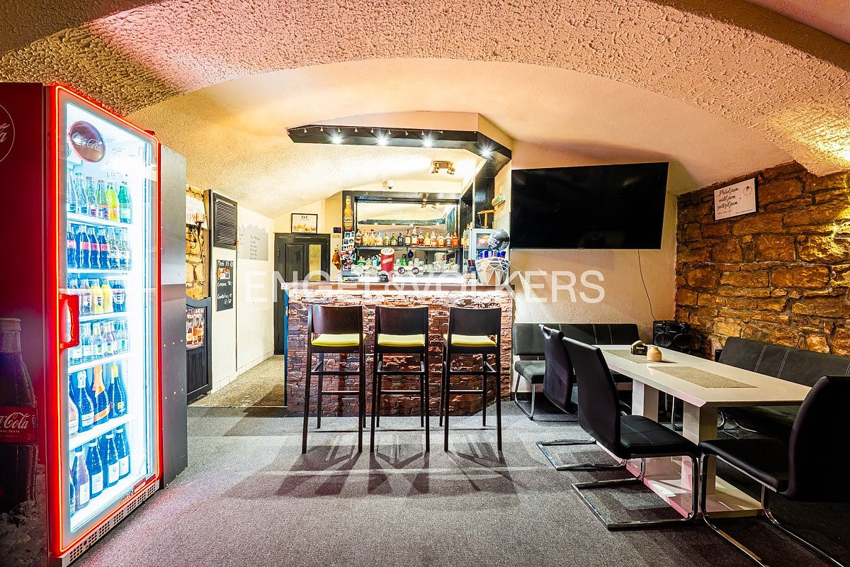 Pronájem restaurace 200 m²