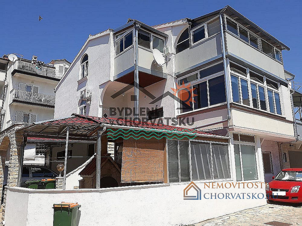 Prodej domu 90 m² s pozemkem 240 m², Vodice