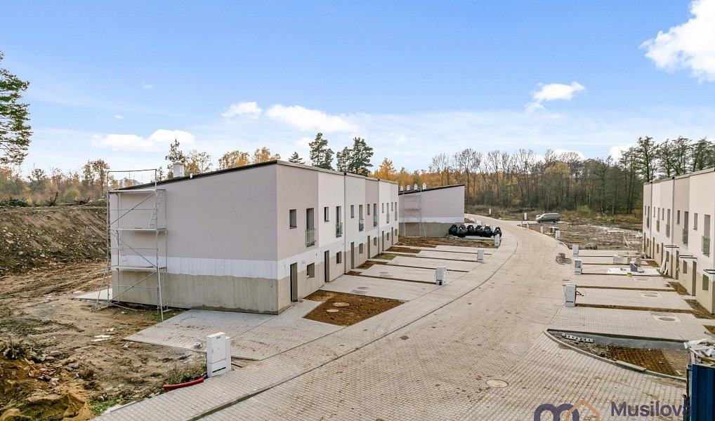 Pronájem domu 92 m² s pozemkem 300 m², Teplice – náhled fotky 4